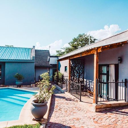 Le Grant Guesthhouse Aparthotel Kroonstad Ngoại thất bức ảnh