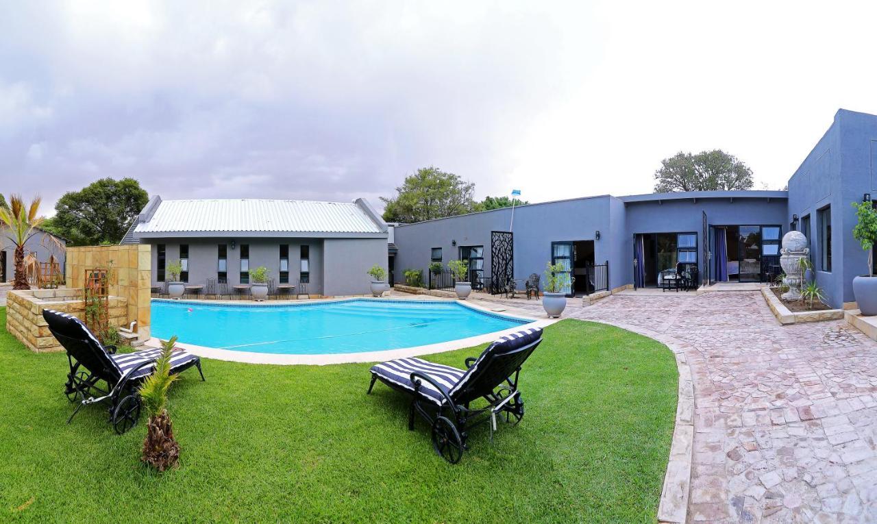 Le Grant Guesthhouse Aparthotel Kroonstad Ngoại thất bức ảnh