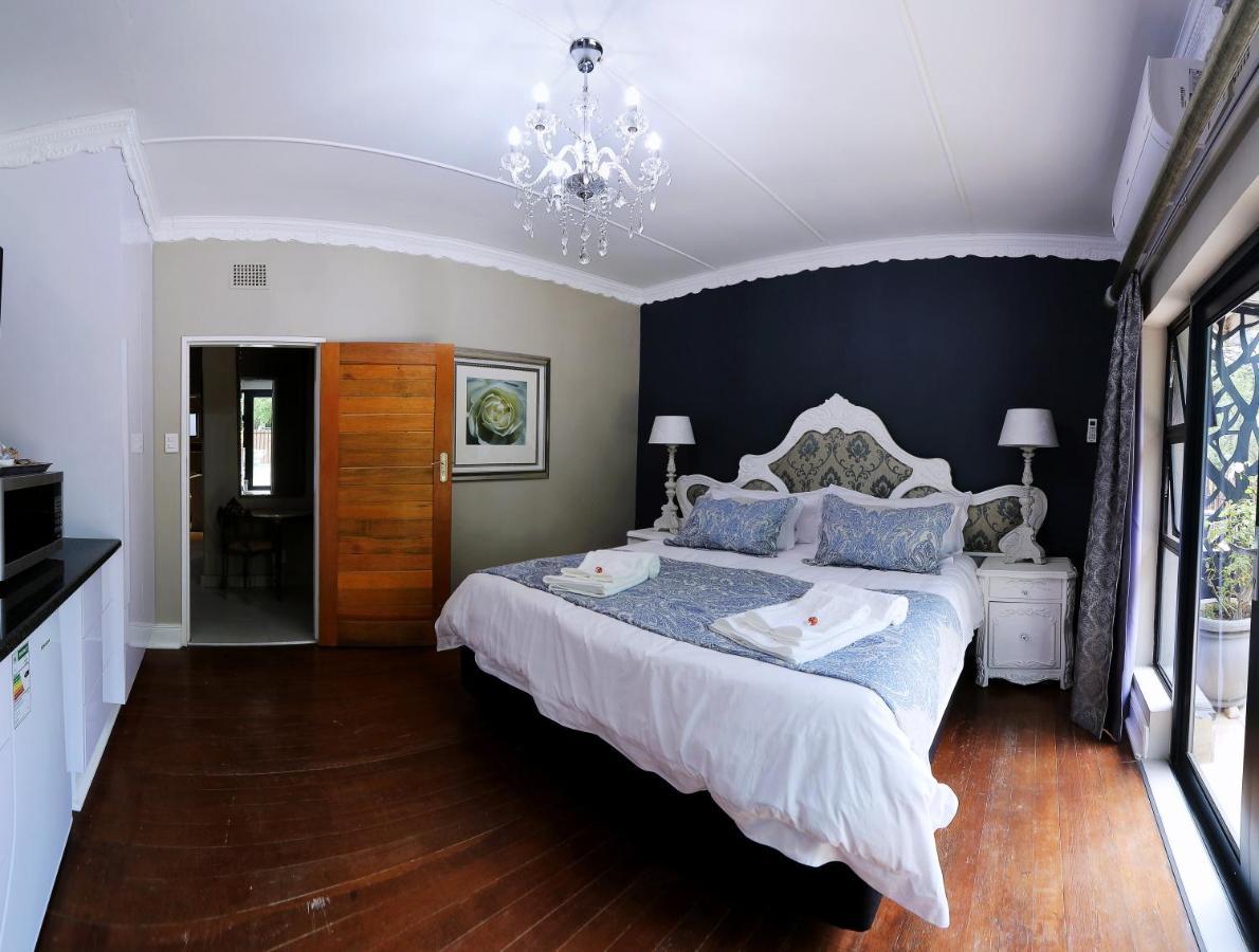 Le Grant Guesthhouse Aparthotel Kroonstad Ngoại thất bức ảnh