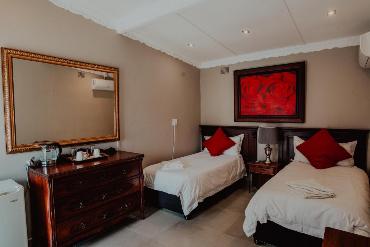 Le Grant Guesthhouse Aparthotel Kroonstad Ngoại thất bức ảnh