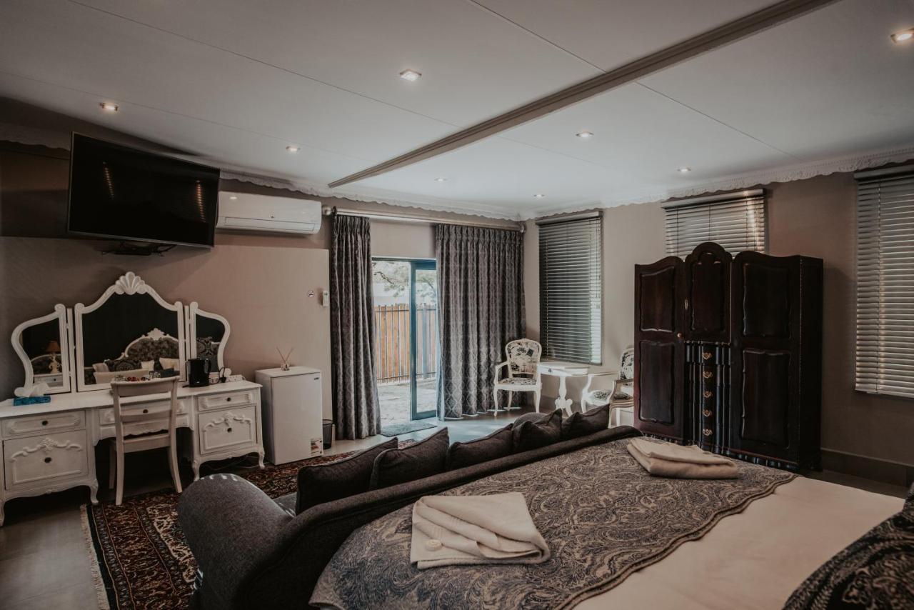 Le Grant Guesthhouse Aparthotel Kroonstad Ngoại thất bức ảnh