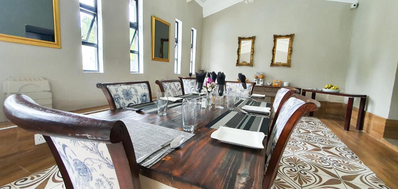 Le Grant Guesthhouse Aparthotel Kroonstad Ngoại thất bức ảnh