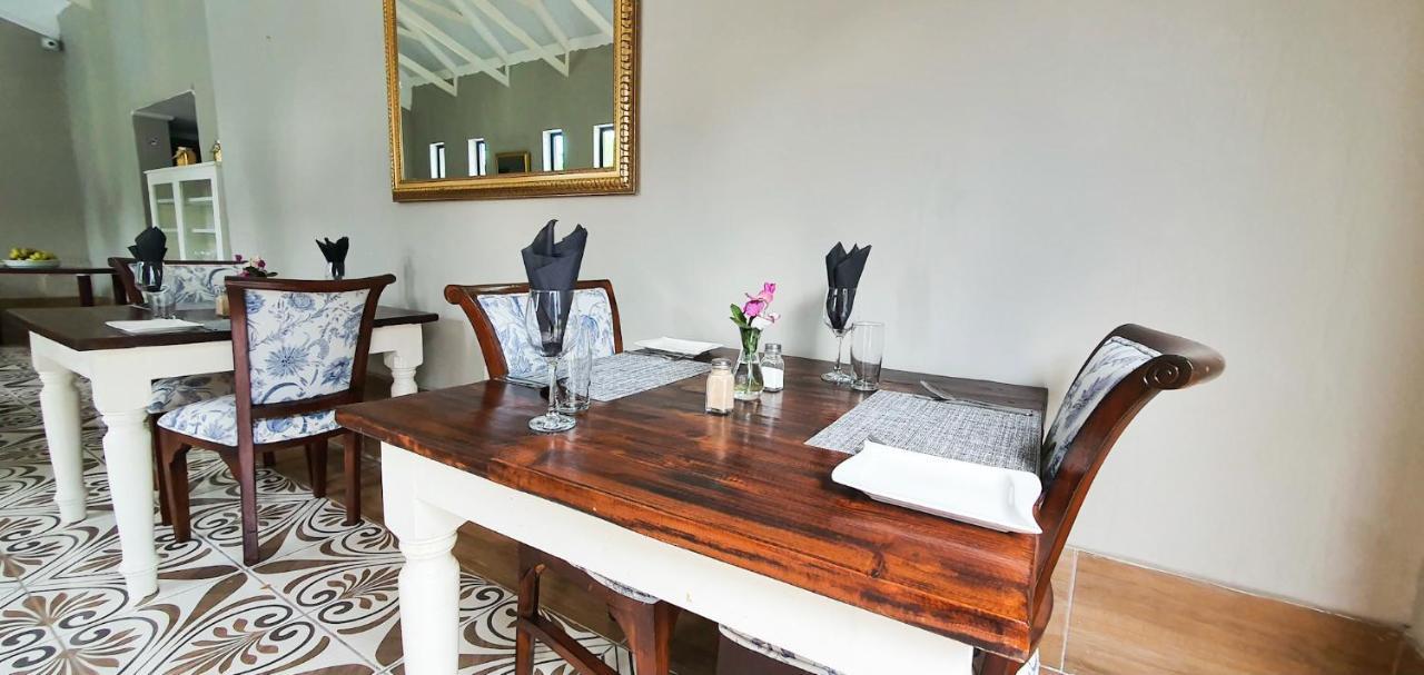 Le Grant Guesthhouse Aparthotel Kroonstad Ngoại thất bức ảnh
