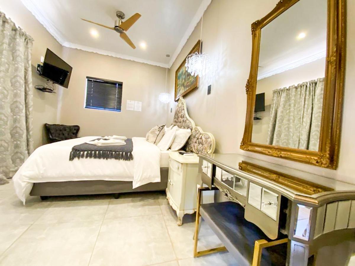 Le Grant Guesthhouse Aparthotel Kroonstad Ngoại thất bức ảnh