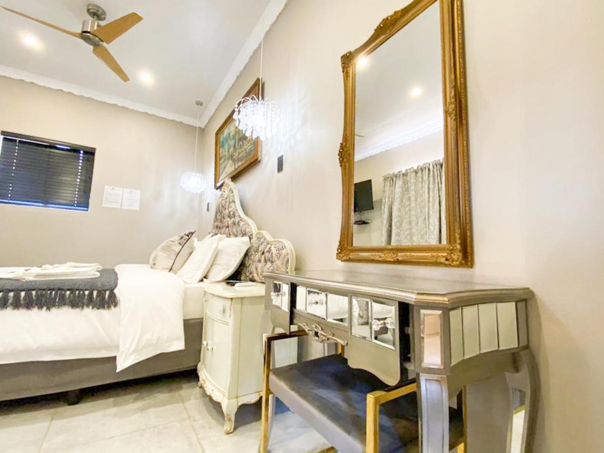 Le Grant Guesthhouse Aparthotel Kroonstad Ngoại thất bức ảnh